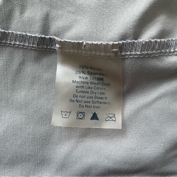TITLE NINE Zip-Up Performance Hoodie Shacket Top Size S Gray Geometric - Picture 7 of 7